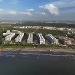 Oasis Caribeño cerca de la Playa